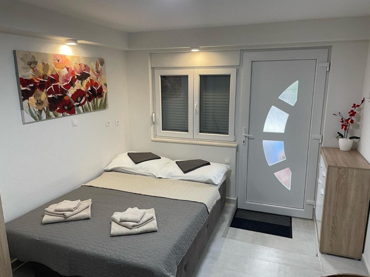 Lory Apartmani Dramalj Bagian luar foto