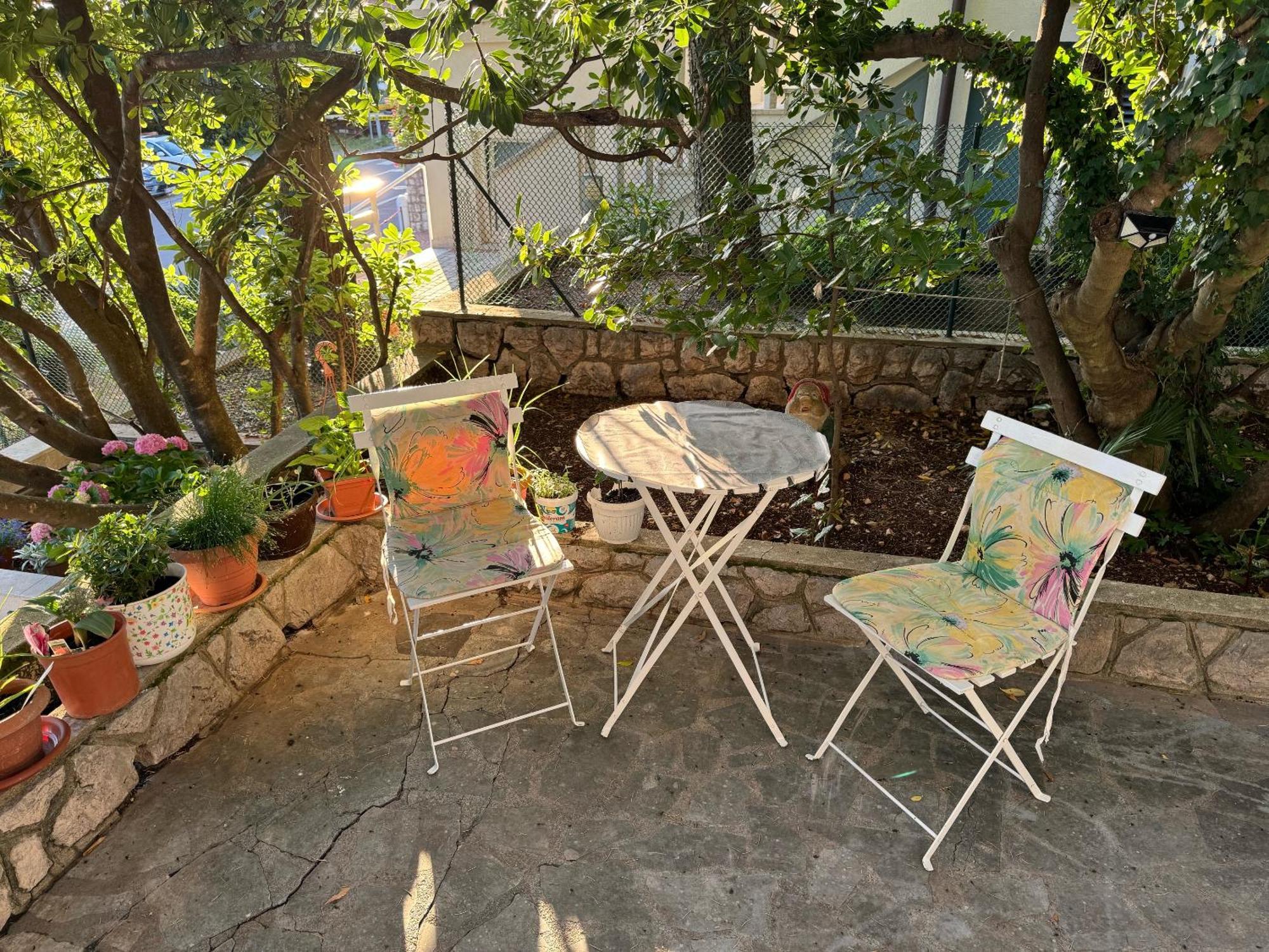 Lory Apartmani Dramalj Bagian luar foto