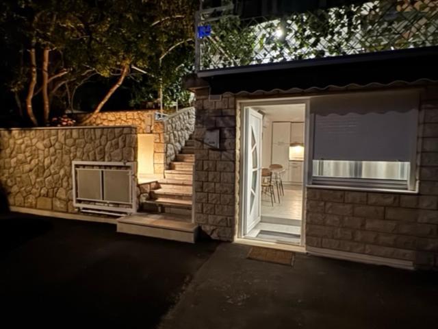 Lory Apartmani Dramalj Bagian luar foto