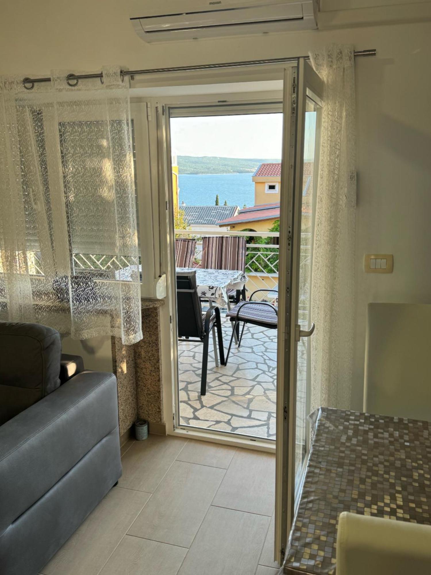 Lory Apartmani Dramalj Bagian luar foto